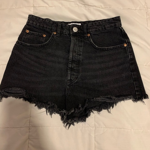 Zara black jeans shorts - Picture 1 of 3